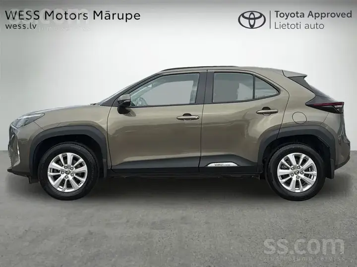 Toyota Yaris Cross 2025 photo 3
