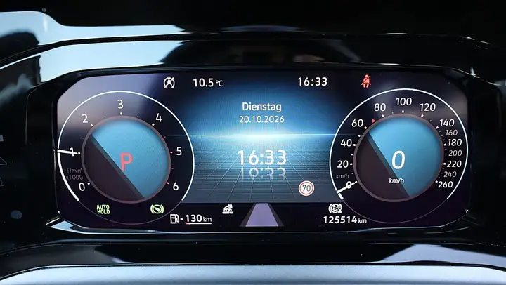 Volkswagen Golf 2023 photo 3