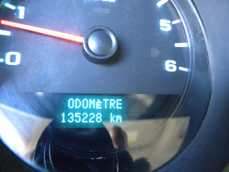 Chevrolet C/K Pickup 1500 2011 photo 3