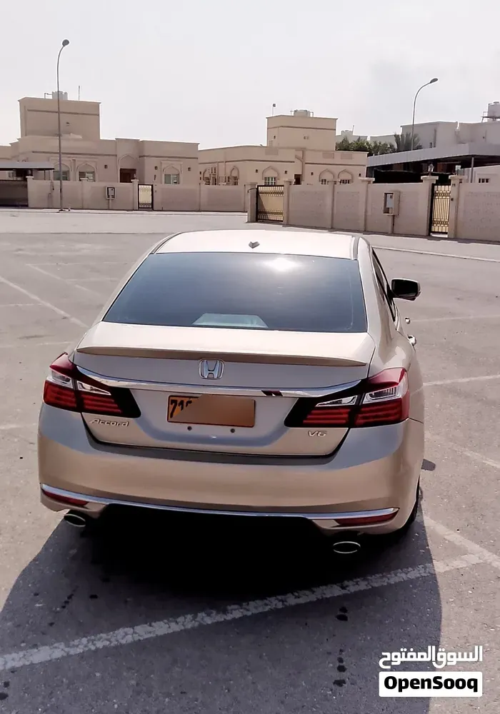 Honda Accord 2016 photo 3