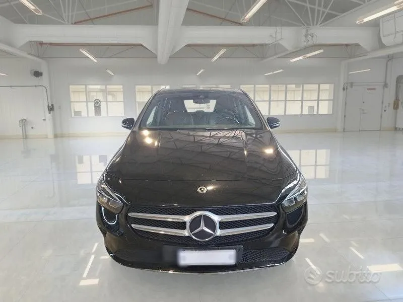 Mercedes-Benz B-Class 2022 photo 2