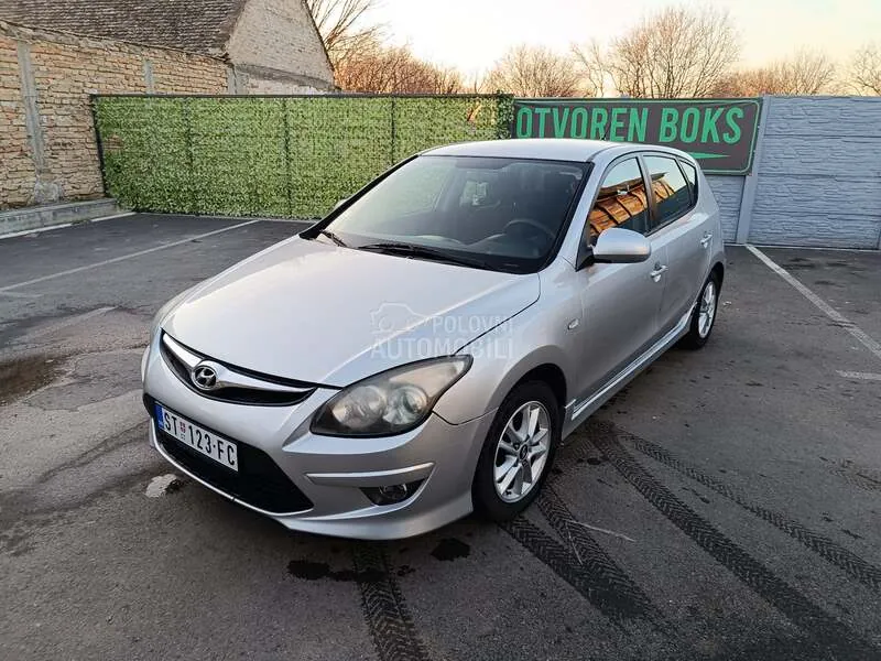 Hyundai I30 2011 photo 2