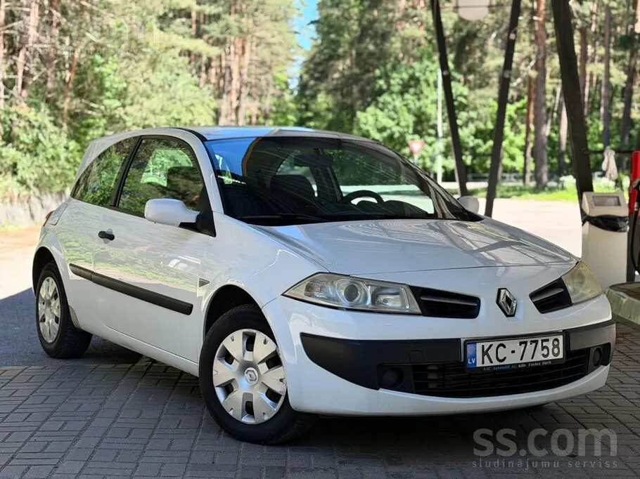 Renault Megane 2008 photo 2