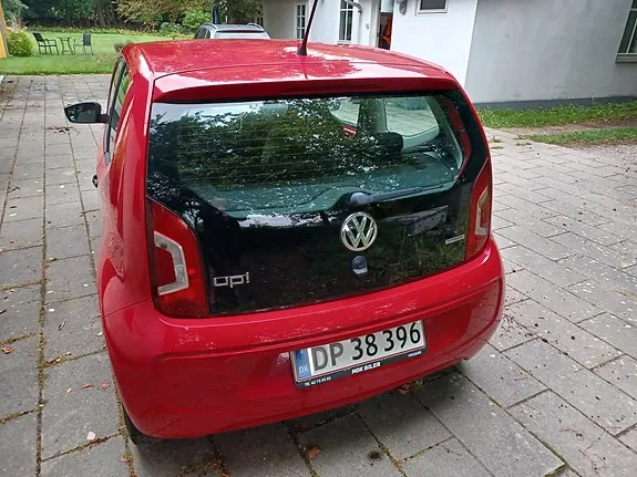 Volkswagen Up 2014 photo 4