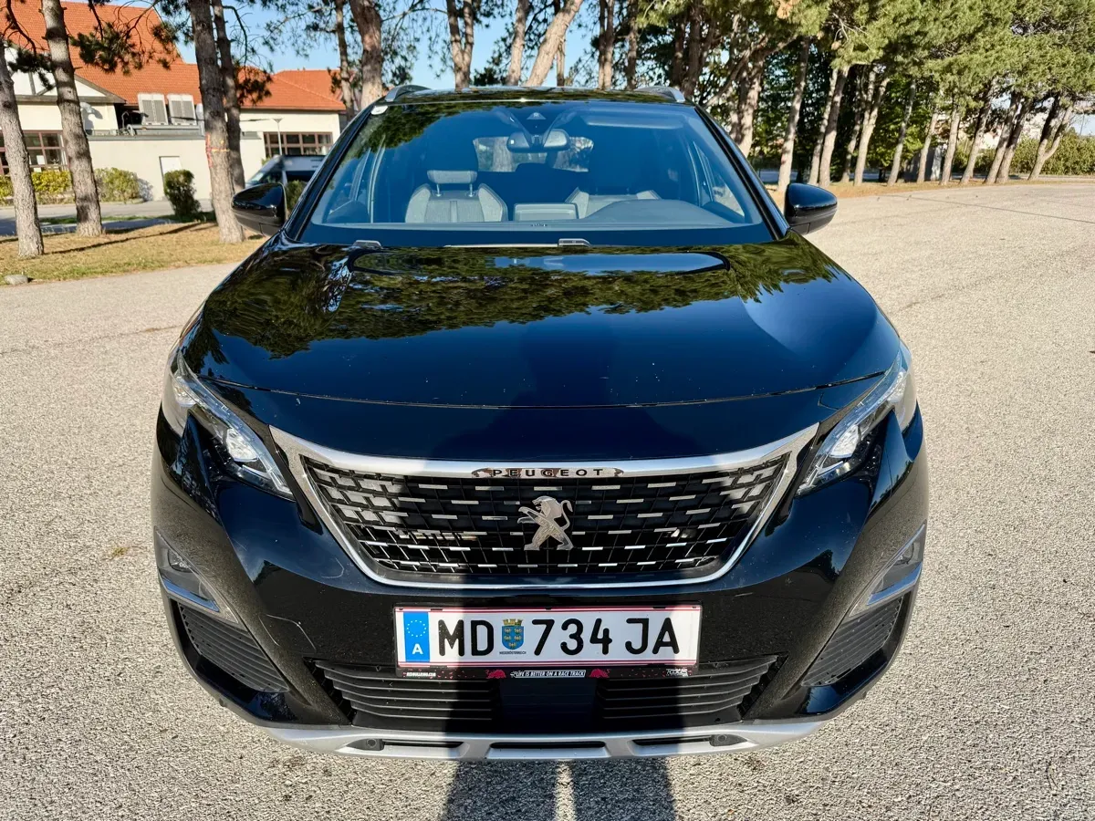 Peugeot 5008 2018 photo 2