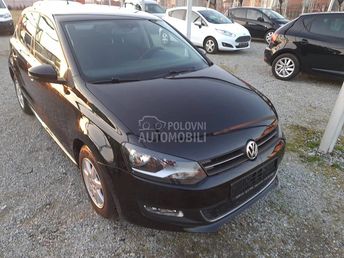 Volkswagen Polo 2010 photo 3