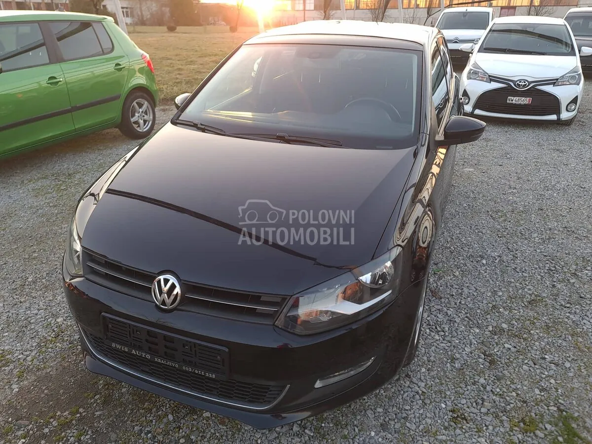 Volkswagen Polo 2010 photo 4