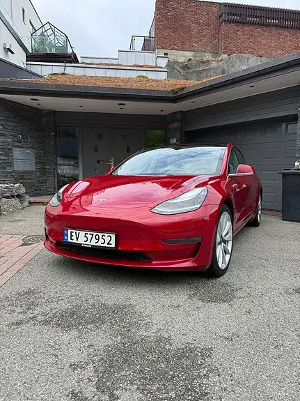 Tesla Model 3 2019 photo 2