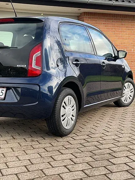 Volkswagen Up 2015 photo 2