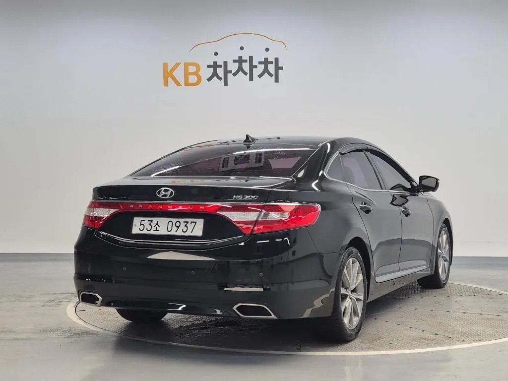 Hyundai Grandeur 2016 photo 3