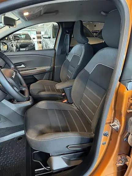 Dacia Sandero Stepway 2023 photo 3