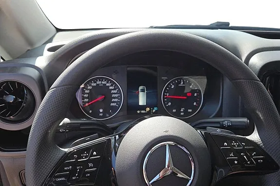 Mercedes-Benz Vito 2027 photo 5