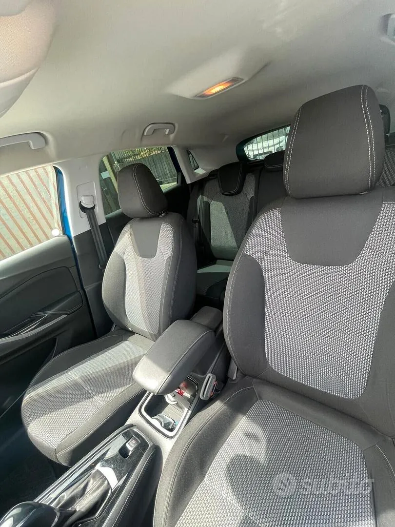 Opel Crossland X 2020 photo 4