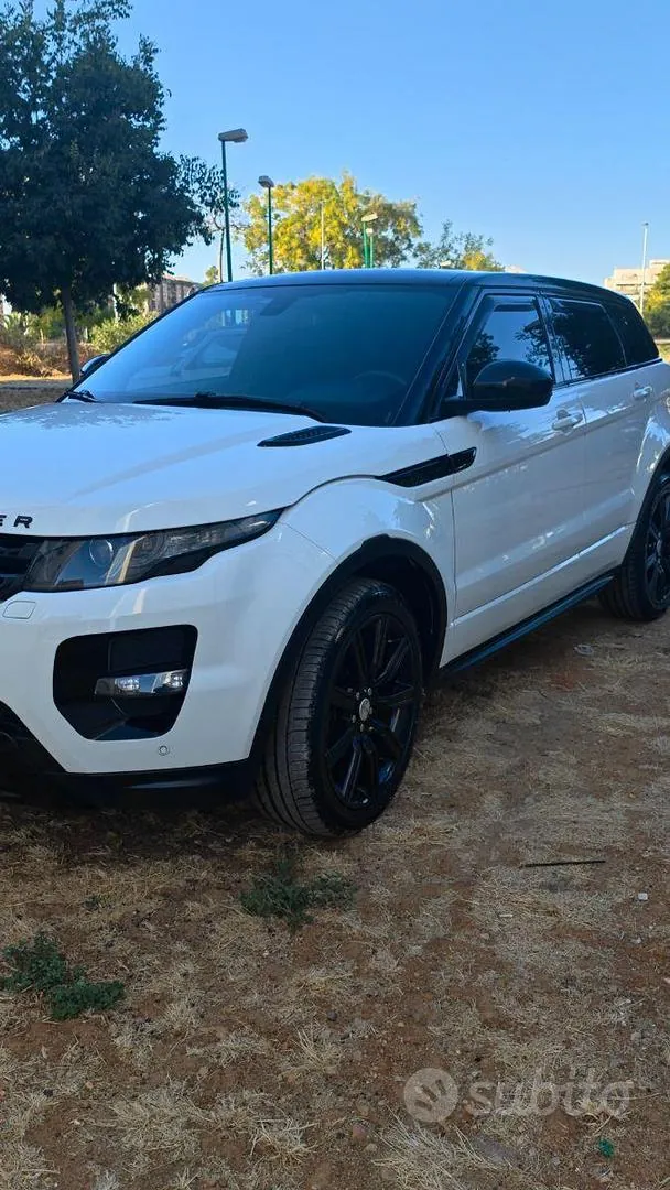 Land Rover Range Rover Evoque 2014 photo 4
