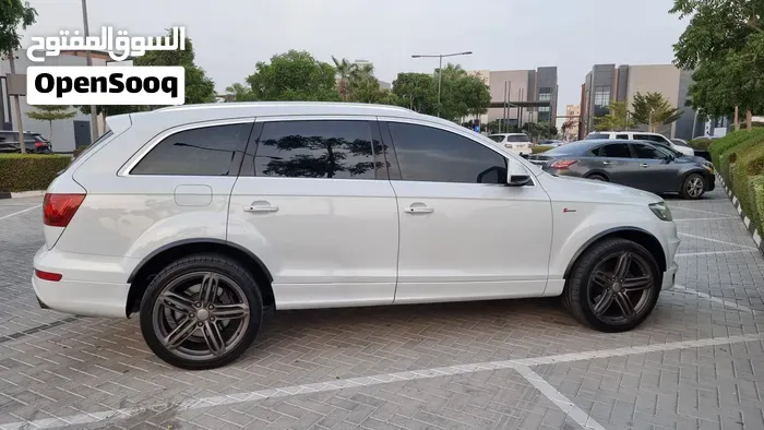 Audi Q7 2013 photo 3