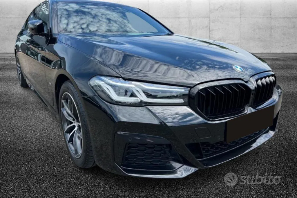 BMW 5 Series 2021 photo 2