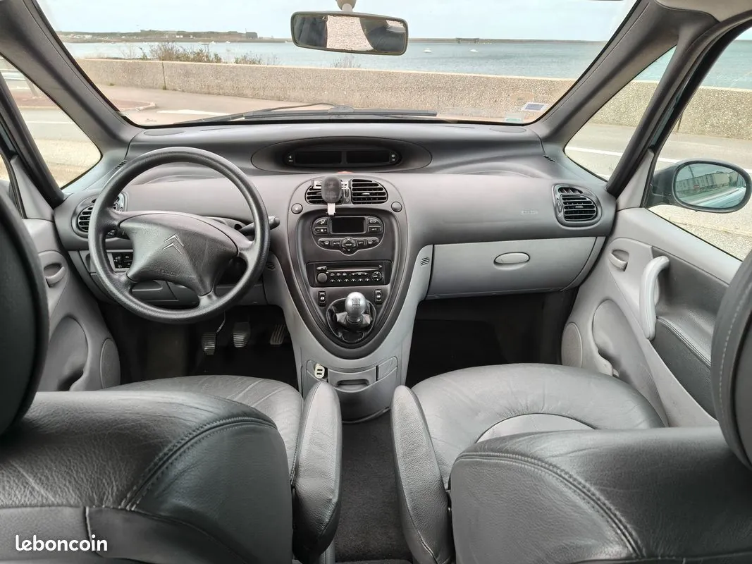 Citroen Xsara Picasso 2003 photo 3