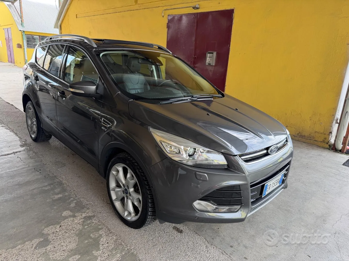 Ford Kuga 2013 photo 2