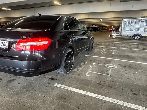 Mercedes-Benz E200 2010 photo 5