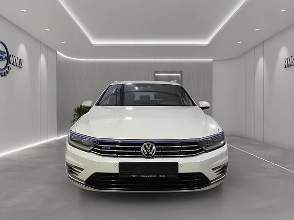 Volkswagen Passat 2017 photo 3