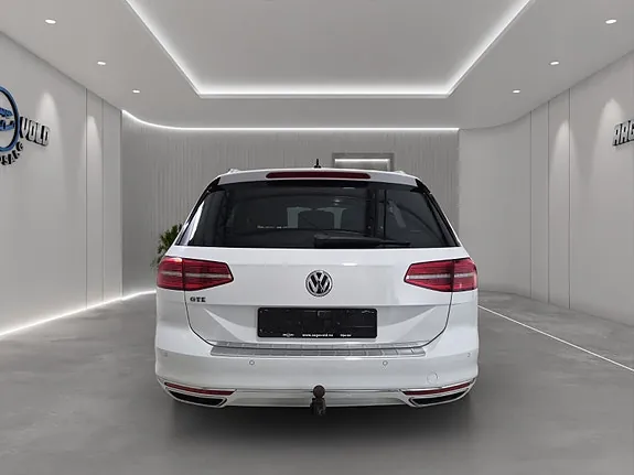 Volkswagen Passat 2017 photo 5