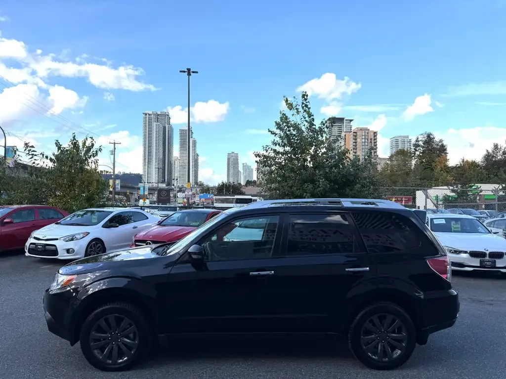 Subaru Forester 2013 photo 4
