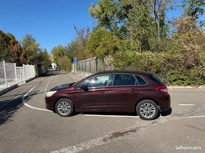 Citroen C4 2011 photo 3