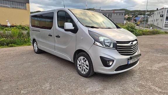 Opel Vivaro 2016 photo 2