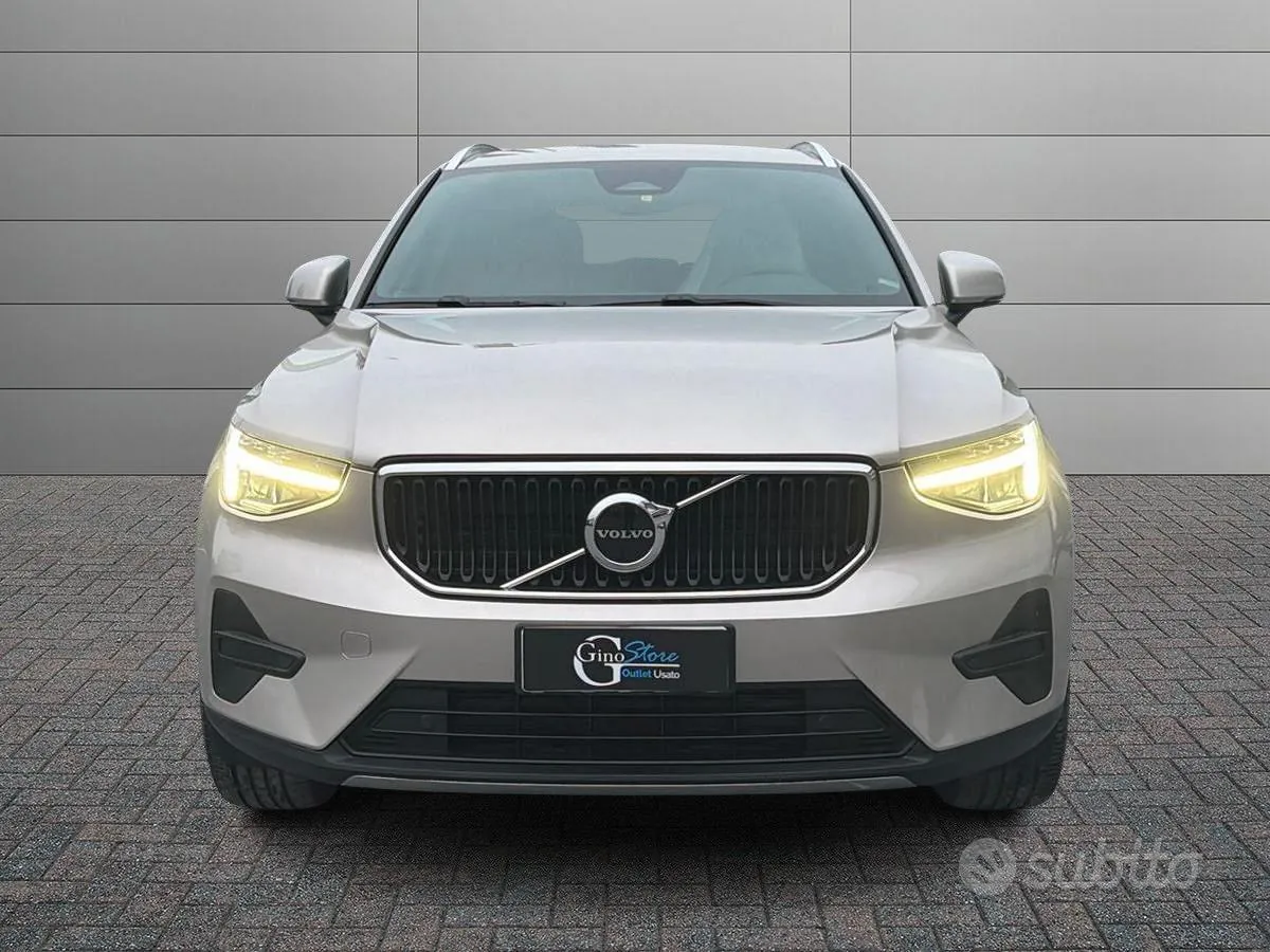 Volvo Xc40 2022 photo 3