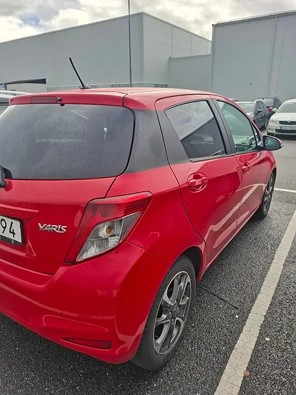 Toyota Yaris 2014 photo 3