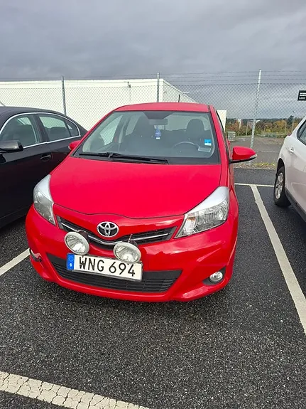 Toyota Yaris 2014 photo 4