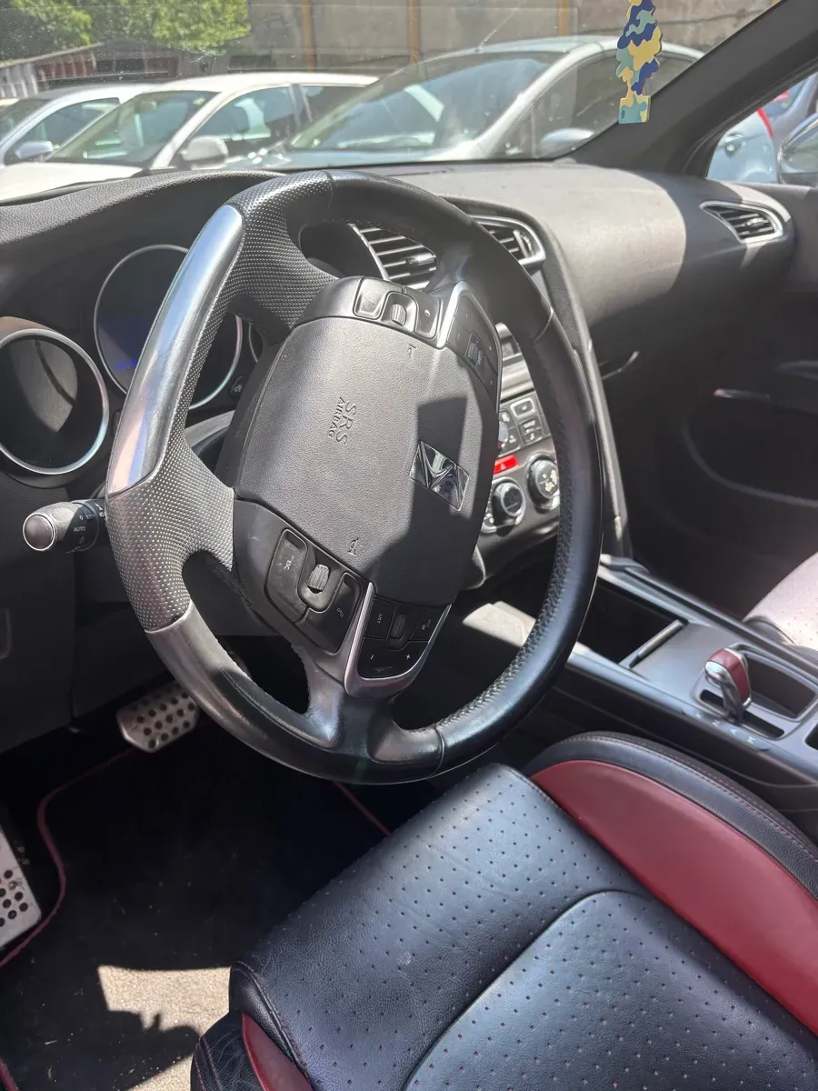 Citroen C4 X 2011 photo 2