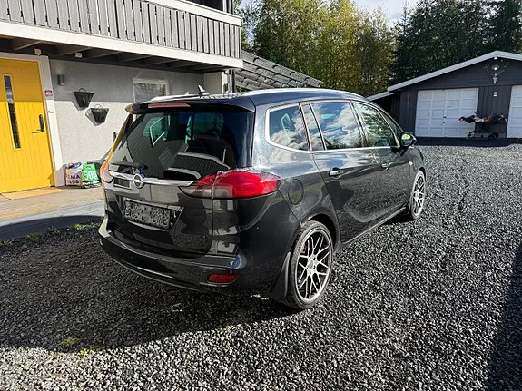 Opel Zafira Tourer 2012 photo 5