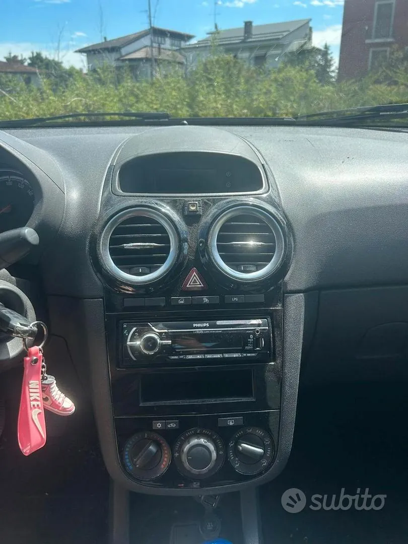 Opel Corsa 2014 photo 4