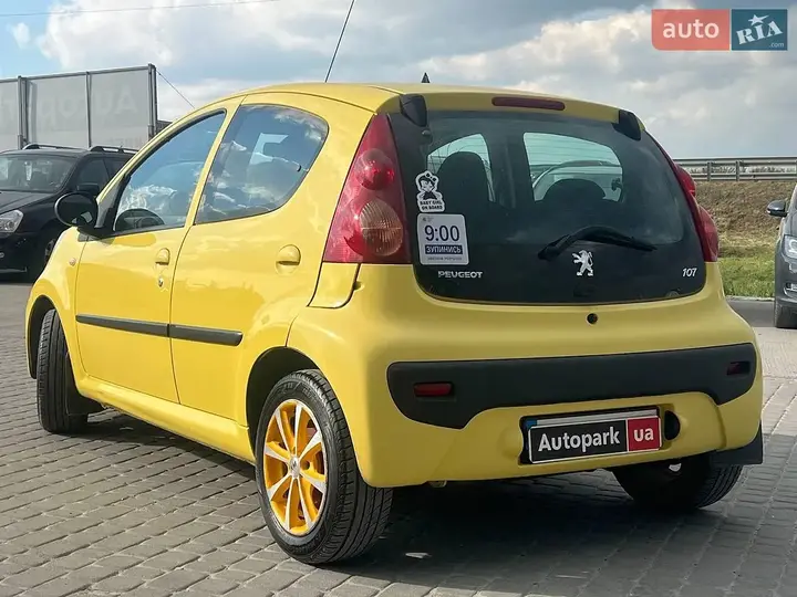 Peugeot 107 2010 photo 5