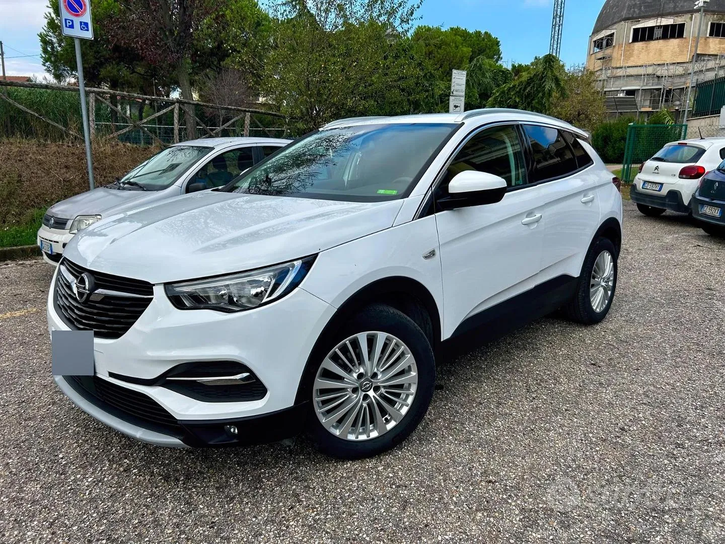 Opel Grandland X 2017 photo 2