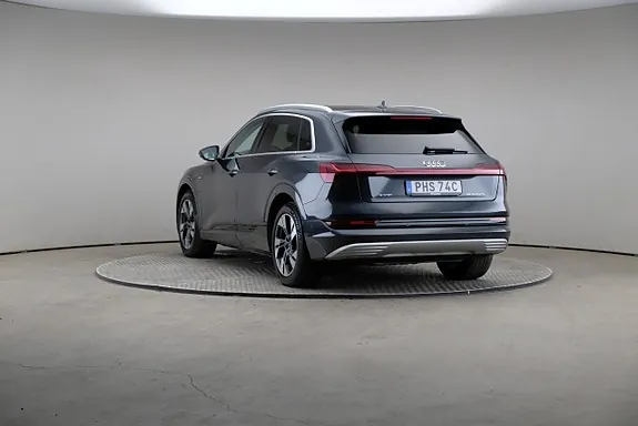 Audi E-Tron 2022 photo 2