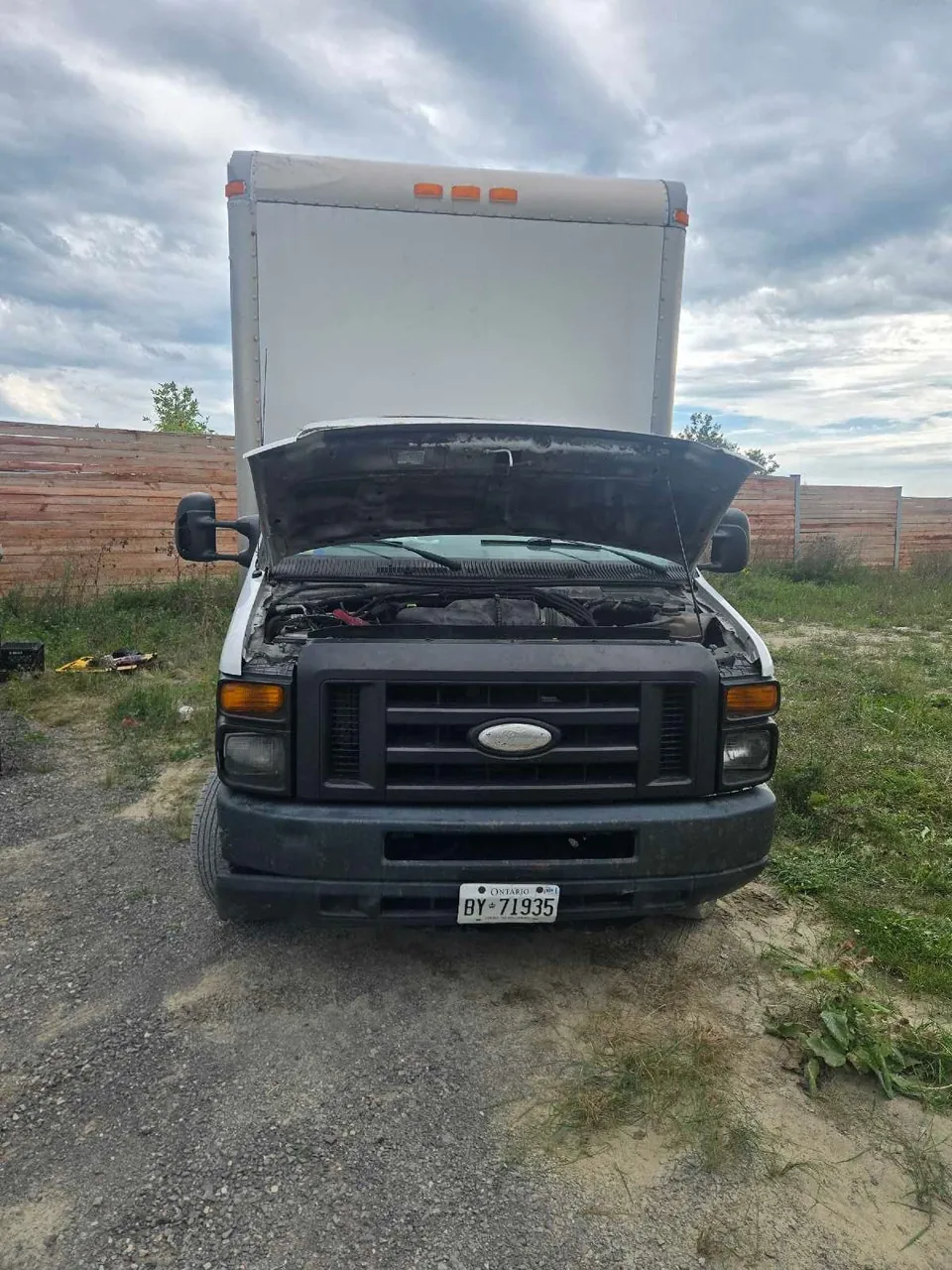 Ford E450 2014 photo 3