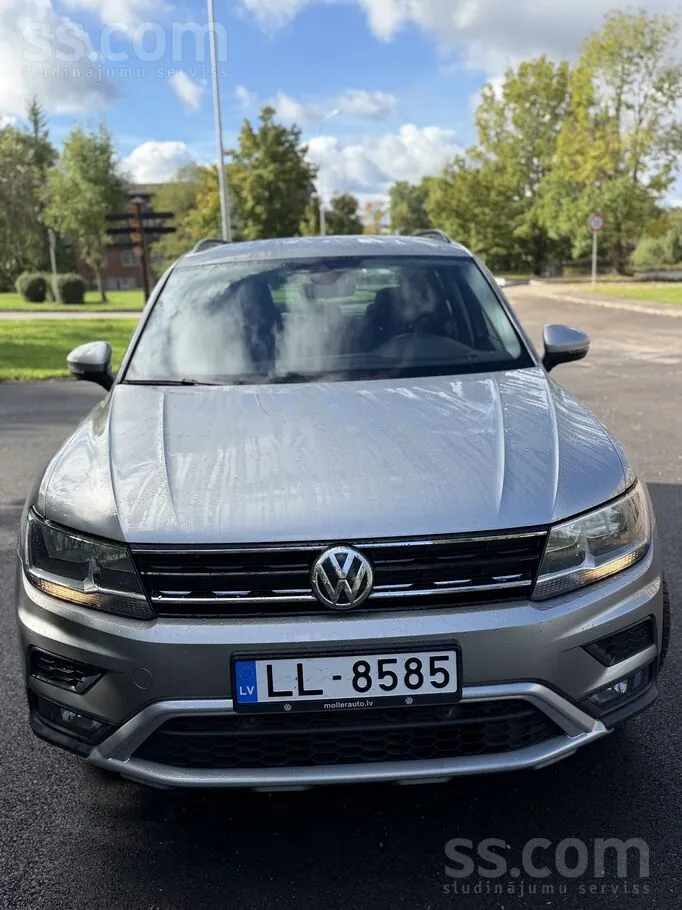 Volkswagen Tiguan 2018 photo 2