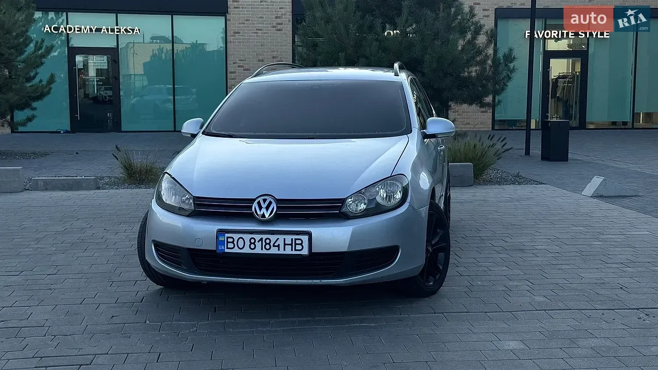 Volkswagen Golf 2011 photo 3