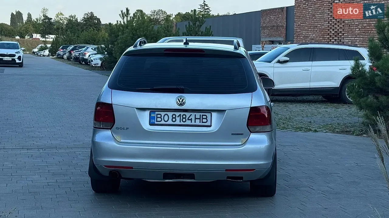 Volkswagen Golf 2011 photo 5