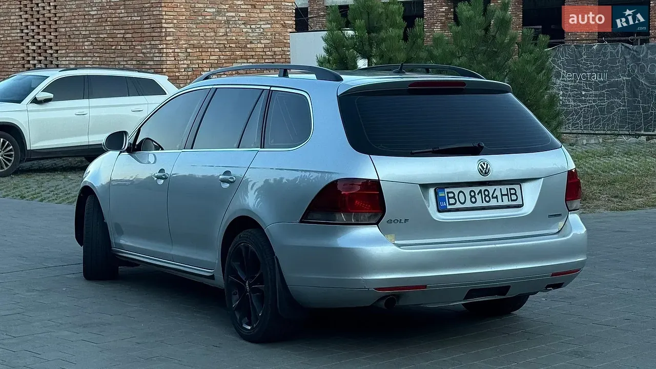 Volkswagen Golf 2011 photo 4