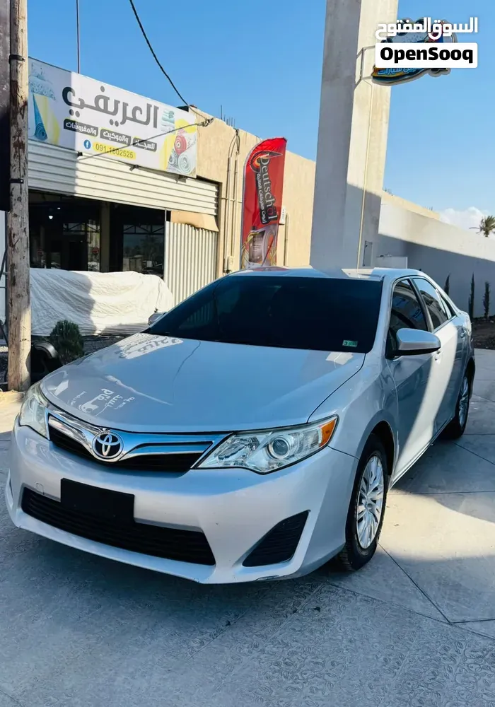 Toyota Camry 2013 photo 2