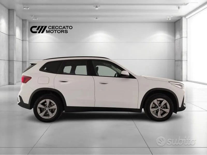 BMW X1 2023 photo 3