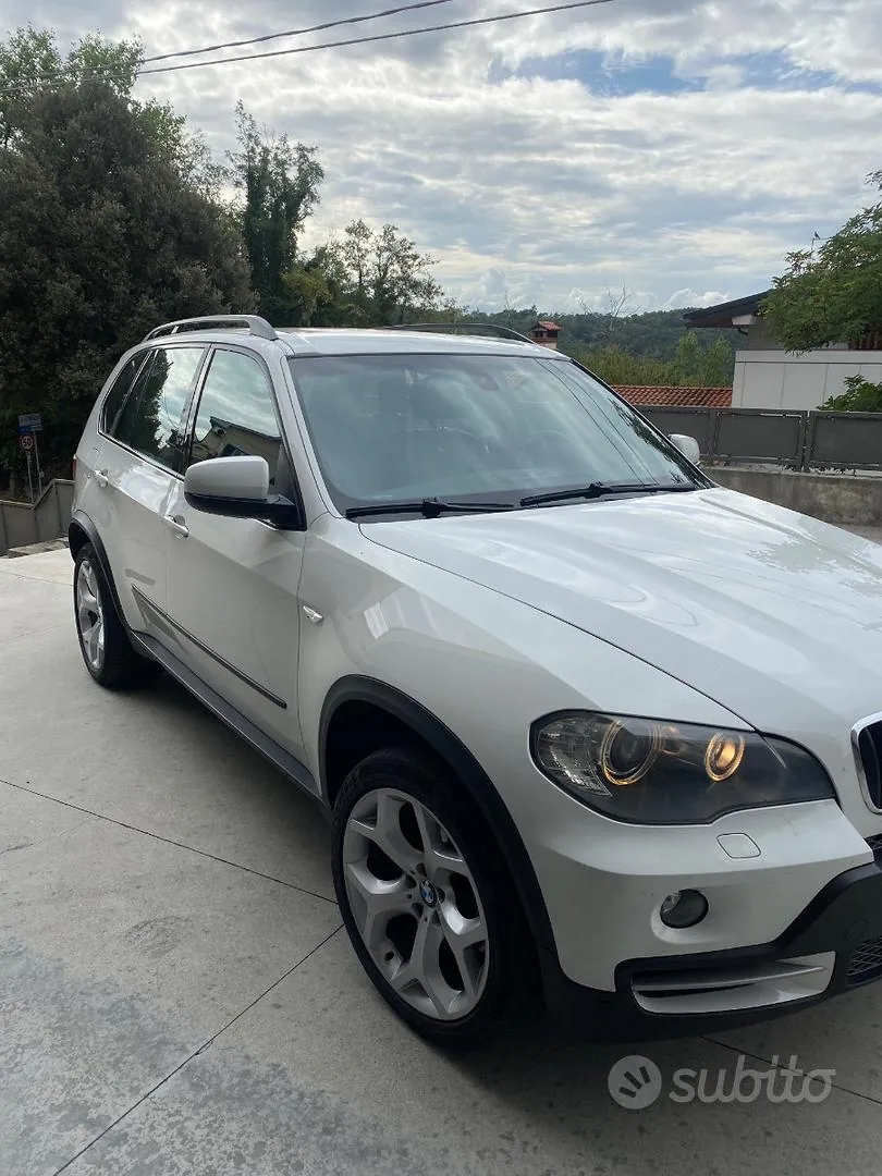 BMW X5 2010 photo 4