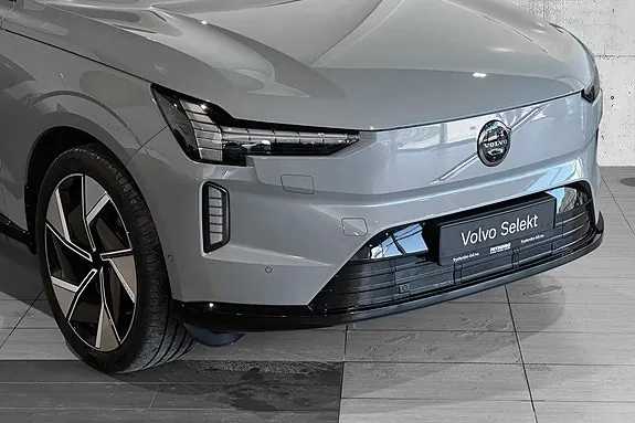 Volvo Ex90 2025 photo 2