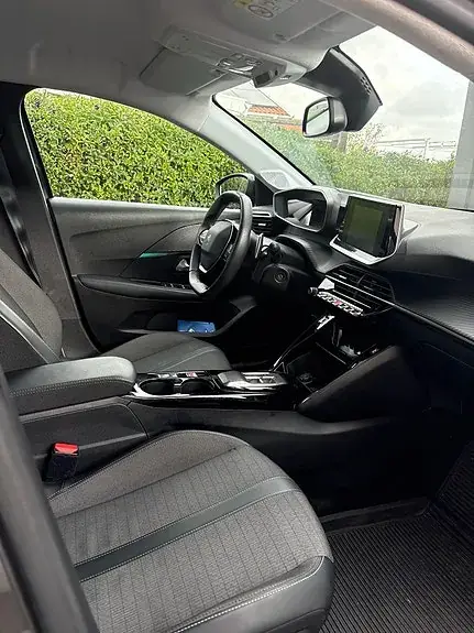 Peugeot 208 2023 photo 5