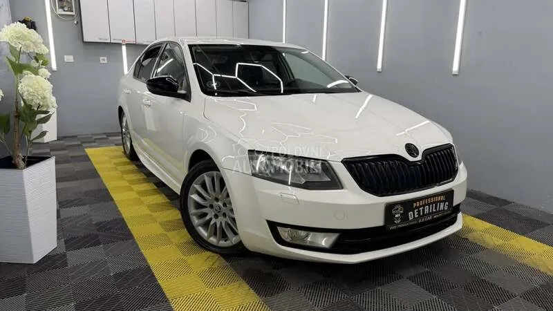 Skoda Octavia 2013 photo 2