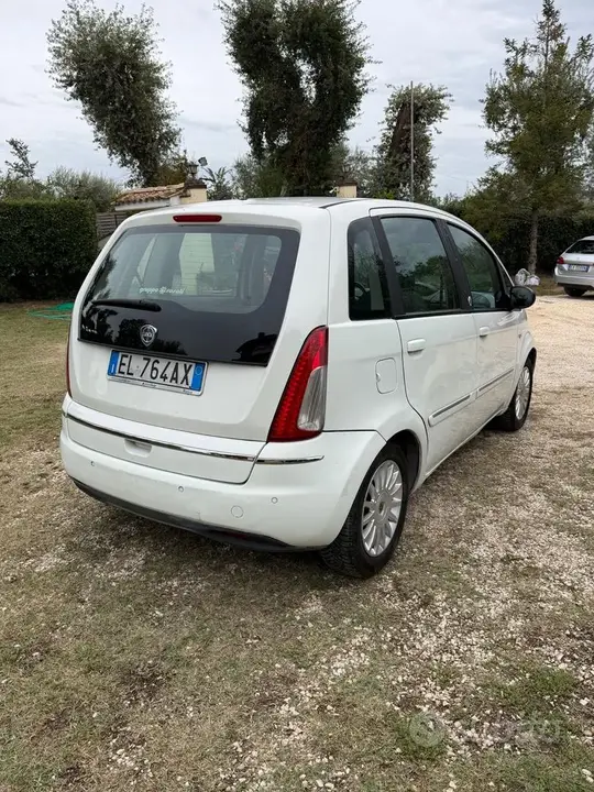 Lancia Musa 2012 photo 4