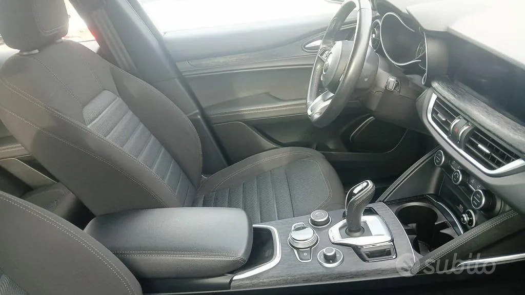 Alfa Romeo Stelvio 2022 photo 5